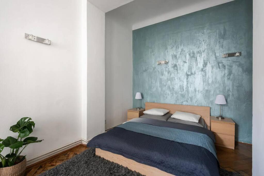 Spacious Apartment With Balcony At Wenceslas Sq Praga Exterior foto